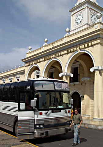 Coach in El Salvador