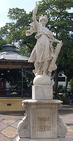 ParqueStatue